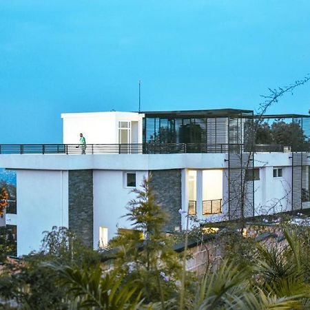 Zane Apartments In Rebero Heights Kigali Bagian luar foto